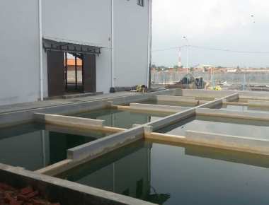 Pó de sal de tabela do mar que faz a máquina da refinaria de sal da máquina