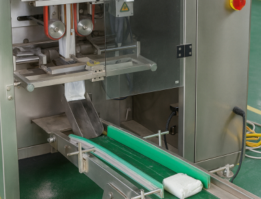 Solução Integrada para Máquina de Embalagem de Sal: Embalagem Vertical de Alta Velocidade e Linha de Ensacamento de Boca Aberta
